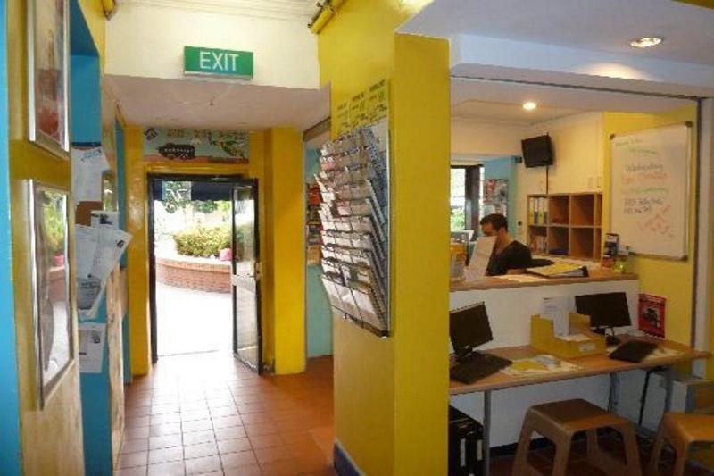 Хостел Mad Monkey Potts Point Сидней Экстерьер фото